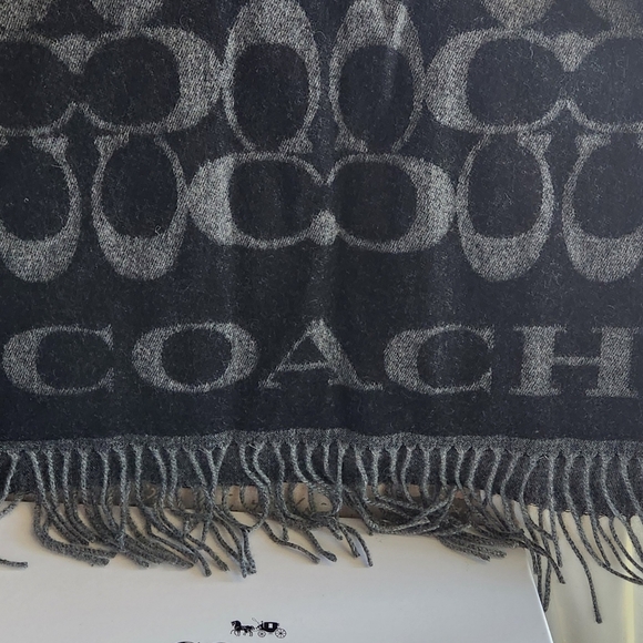 COACH Wool/Cashmere Scarf UNISEX NWOT - Picture 10 of 15